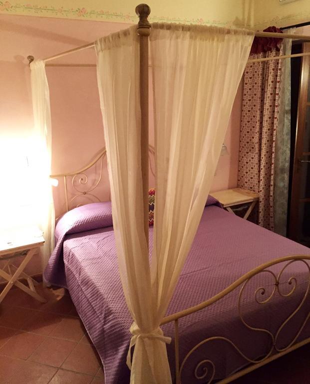B&B 8380 Saturnia Terme الغرفة الصورة