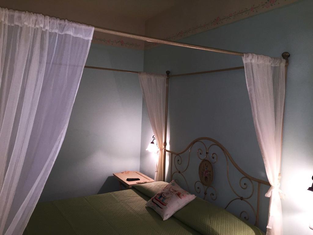 B&B 8380 Saturnia Terme الغرفة الصورة